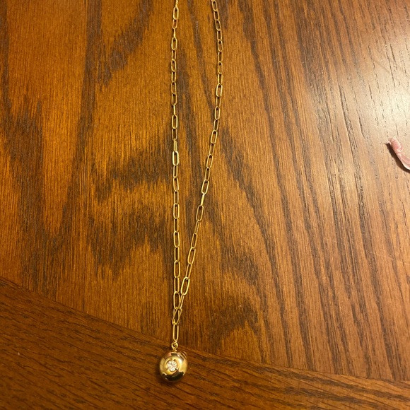 Brand new necklaces all $20 a piece - Picture 7 of 9